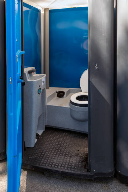Best Portable bathroom rental  in Shaker Heights, OH