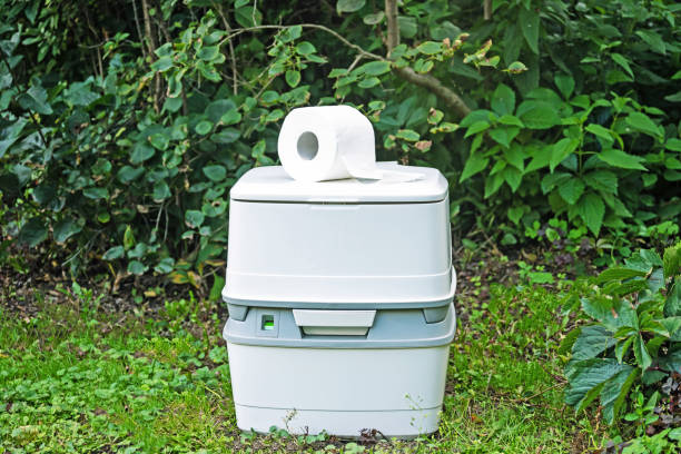 Best Portable restroom trailer rental  in Shaker Heights, OH